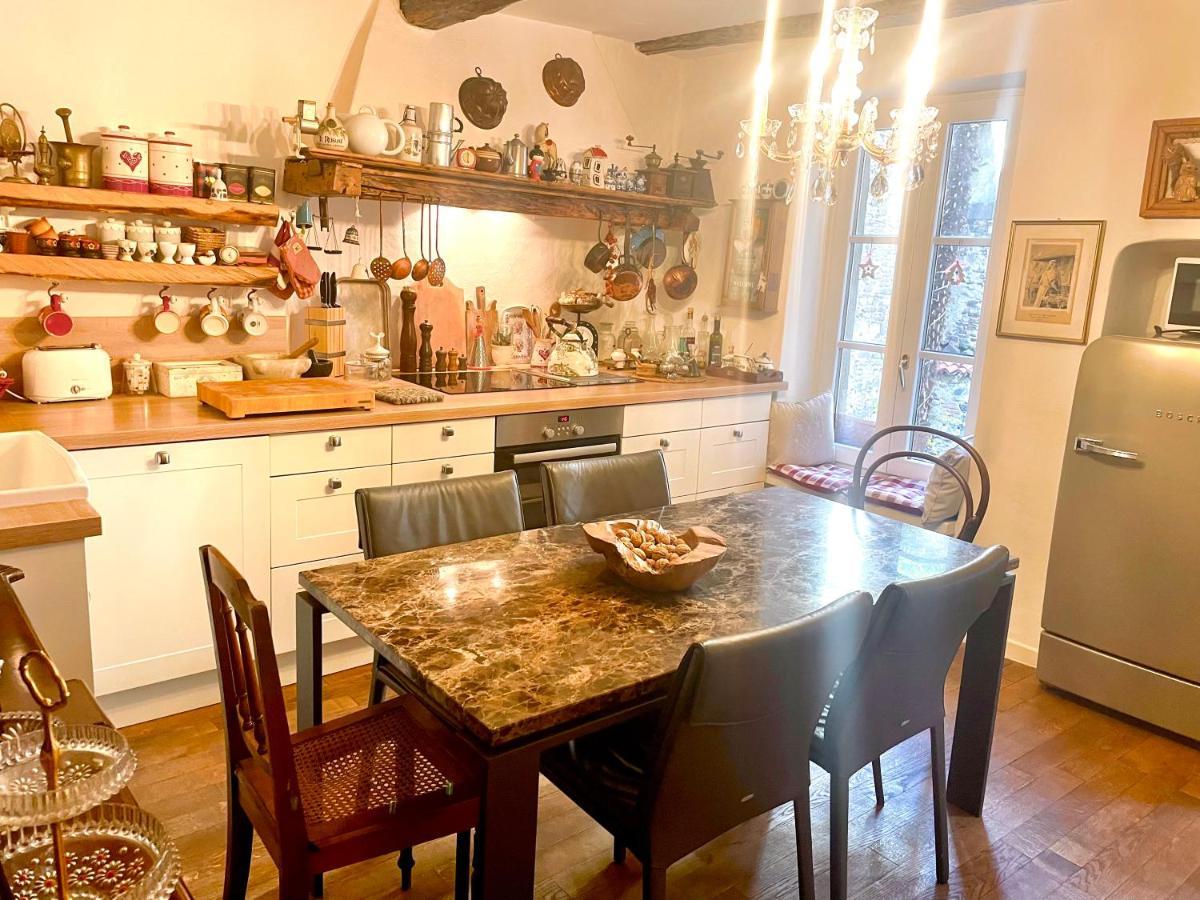 Elegantes Haus In Der Altstadt Caslano Kültér fotó
